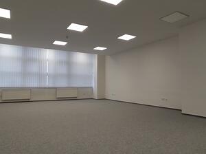 Pronájem komerčního objektu Kanceláře, 82 m²