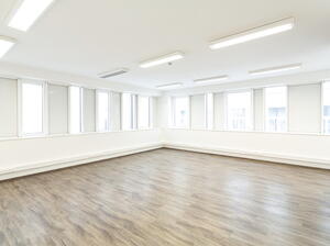 Pronájem komerčního objektu Kanceláře, 68 m²