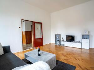 Prodej bytu 2+1, 72 m², Liberec – náhled fotky 3
