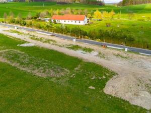 Prodej pozemku Bydlení, 927 m², Lipí – náhled fotky 3