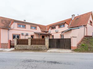 Prodej rodinného domu, 251 m², Tismice – náhled fotky 2