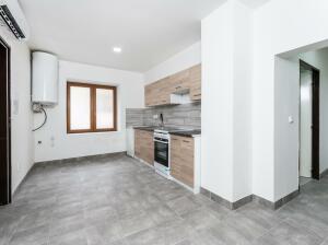 Prodej rodinného domu, 251 m², Tismice – náhled fotky 3