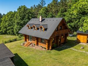 Prodej rodinného domu, 160 m², Velký Chlumec – náhled fotky 3