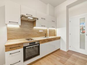 Pronájem bytu 2+kk, 34 m², Praha – náhled fotky 2